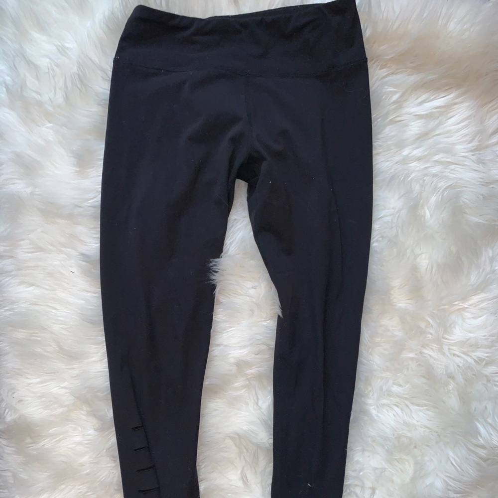 Cute cut leggings